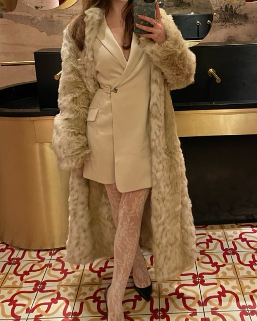 FloorLength Mob Wife Faux Fur Coat - Image 5