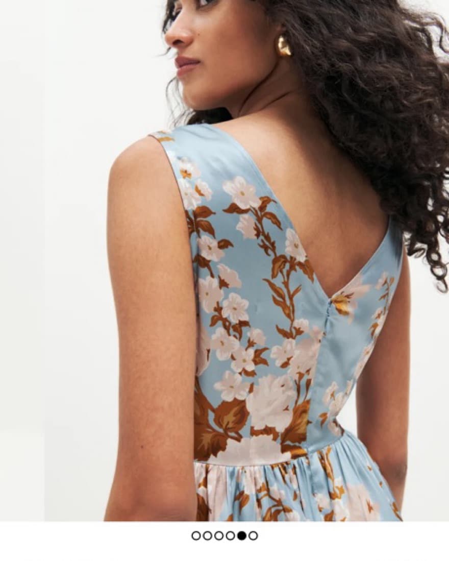 Reformation 100% Silk Floral Dress - Image 3