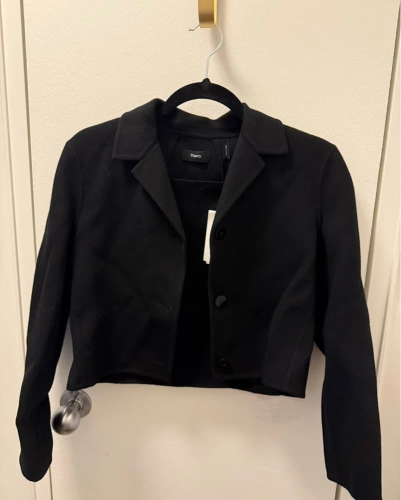 Theory Winsome Crop Jacket In Black - Image 2