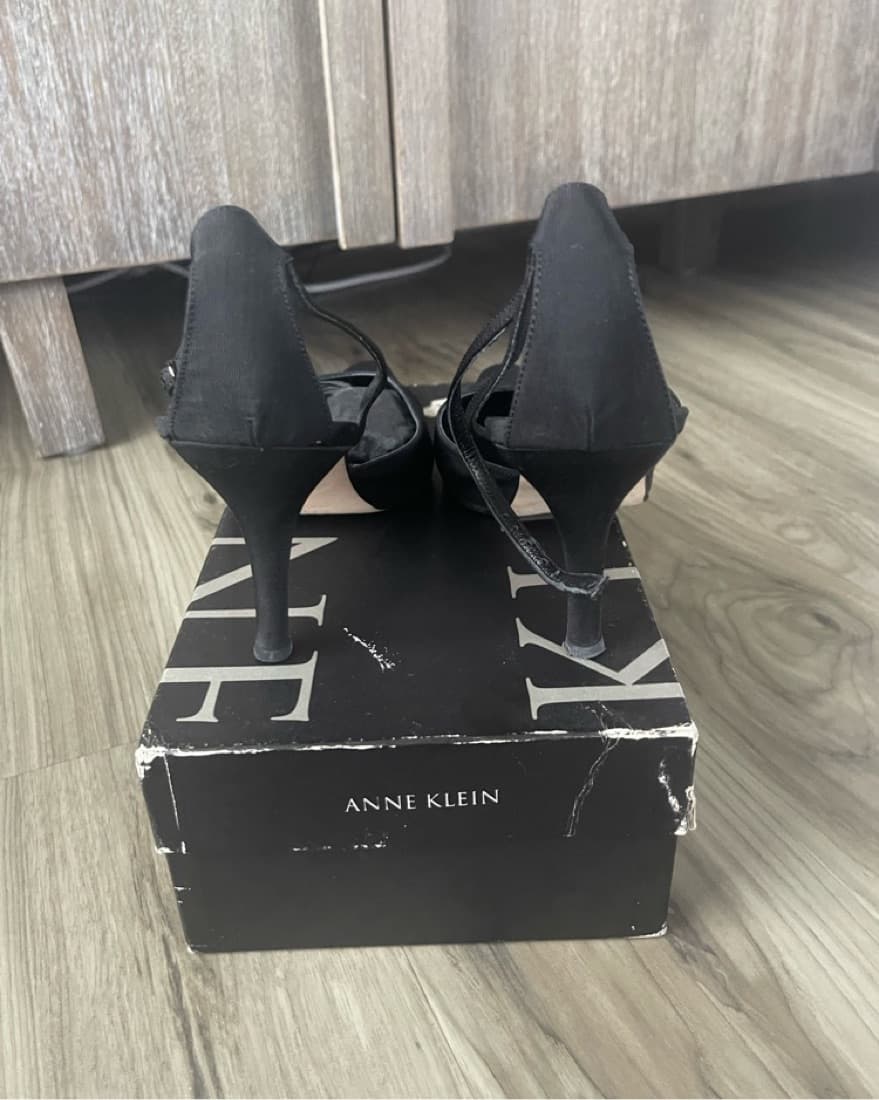 Vintage Anne Klein Arianna Heels - Image 4