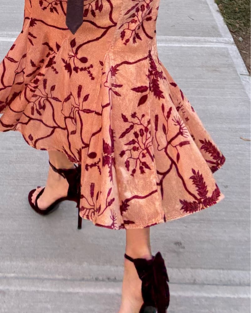 Stuart Weitzman Burgundy Velvet Heels - Image 4