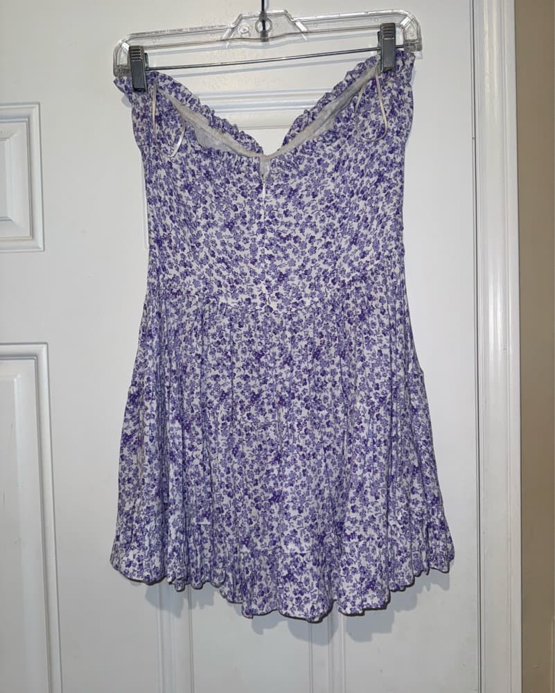 Purple Floral Strapless Mini Dress - Image 3