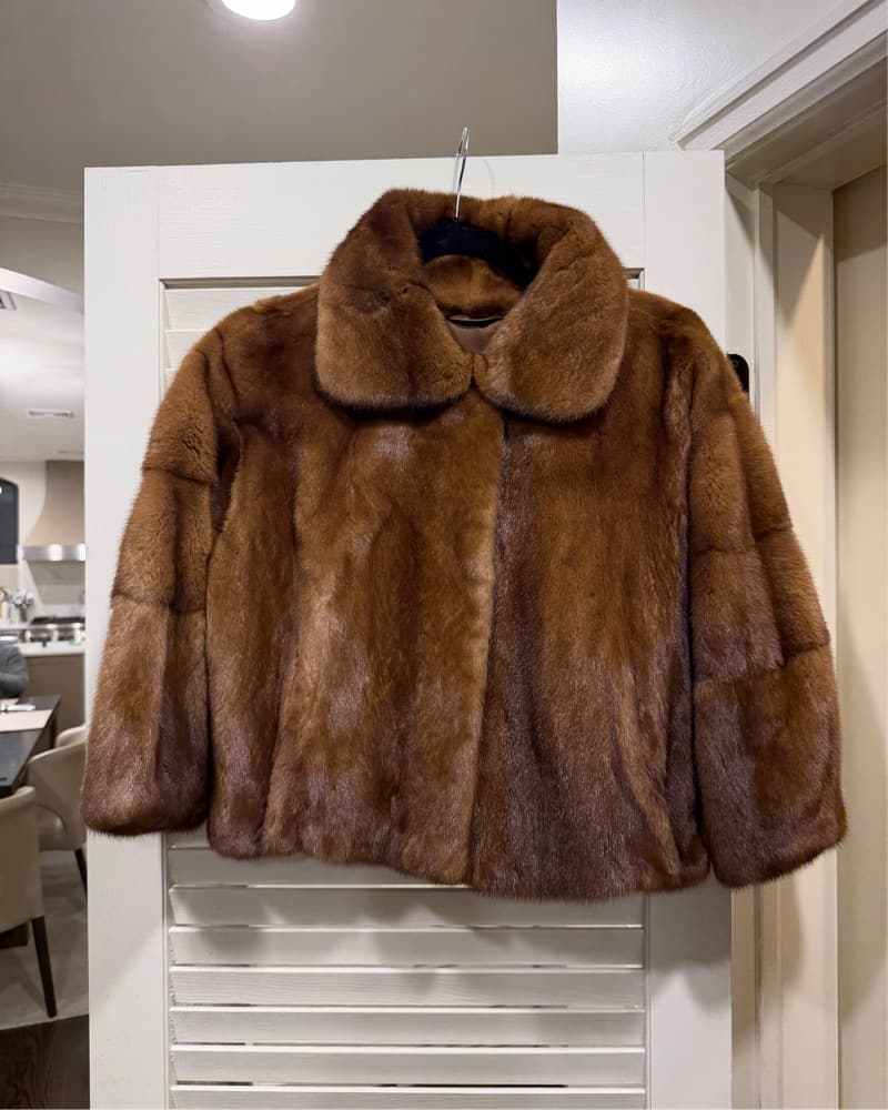 *VINTAGE* Brown Fur Evening Coat - Image 4