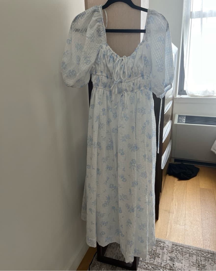 White Floral Maxi Dress - Image 3