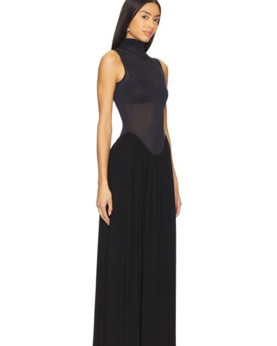 Elegant Black Maxi Dress - Image 2