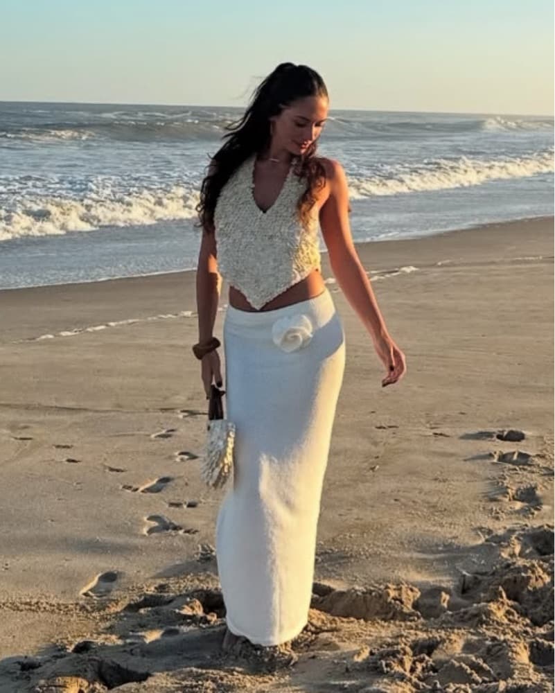 White Maxi Rose Detail Knit Skirt - Image 2