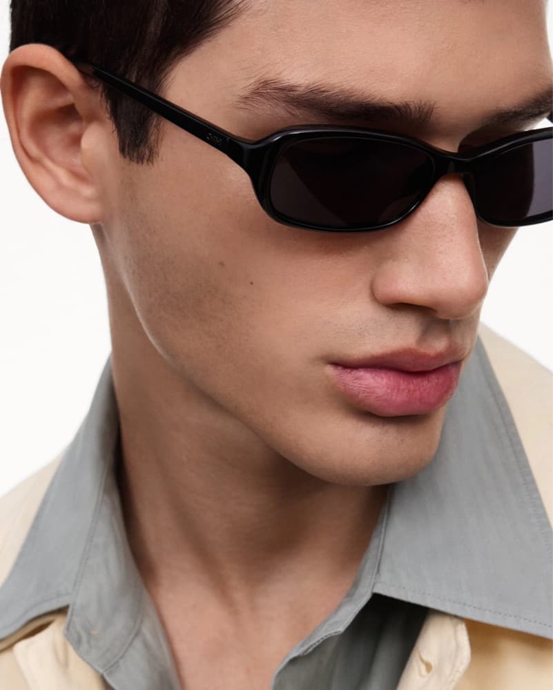 CHIMI Code Black Sunglasses  - Image 2
