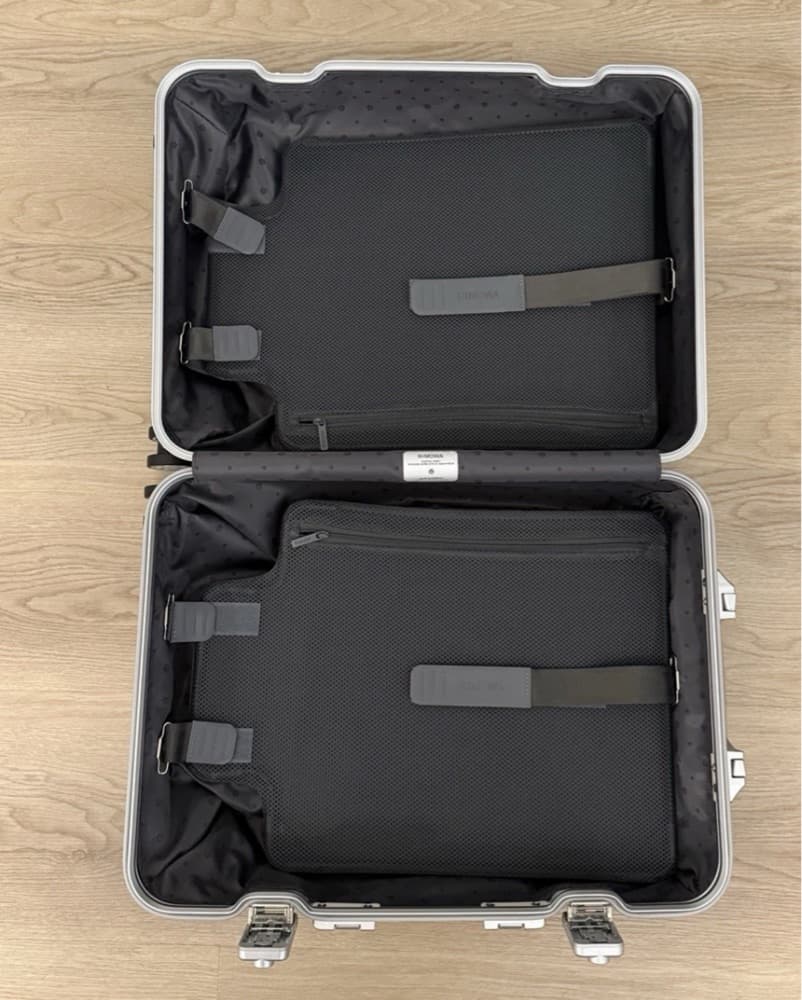 rimowa luggage carry-on  - Image 4