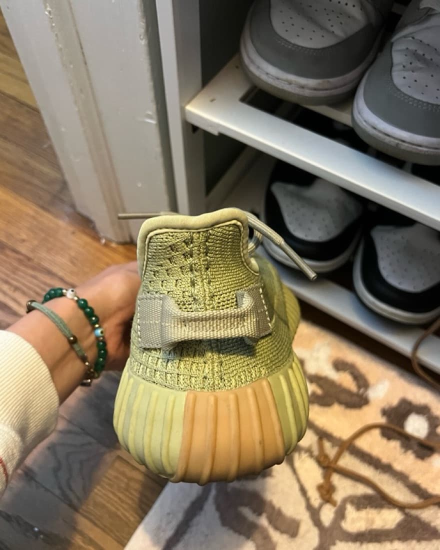 Yeezy Sneakers  - Image 2
