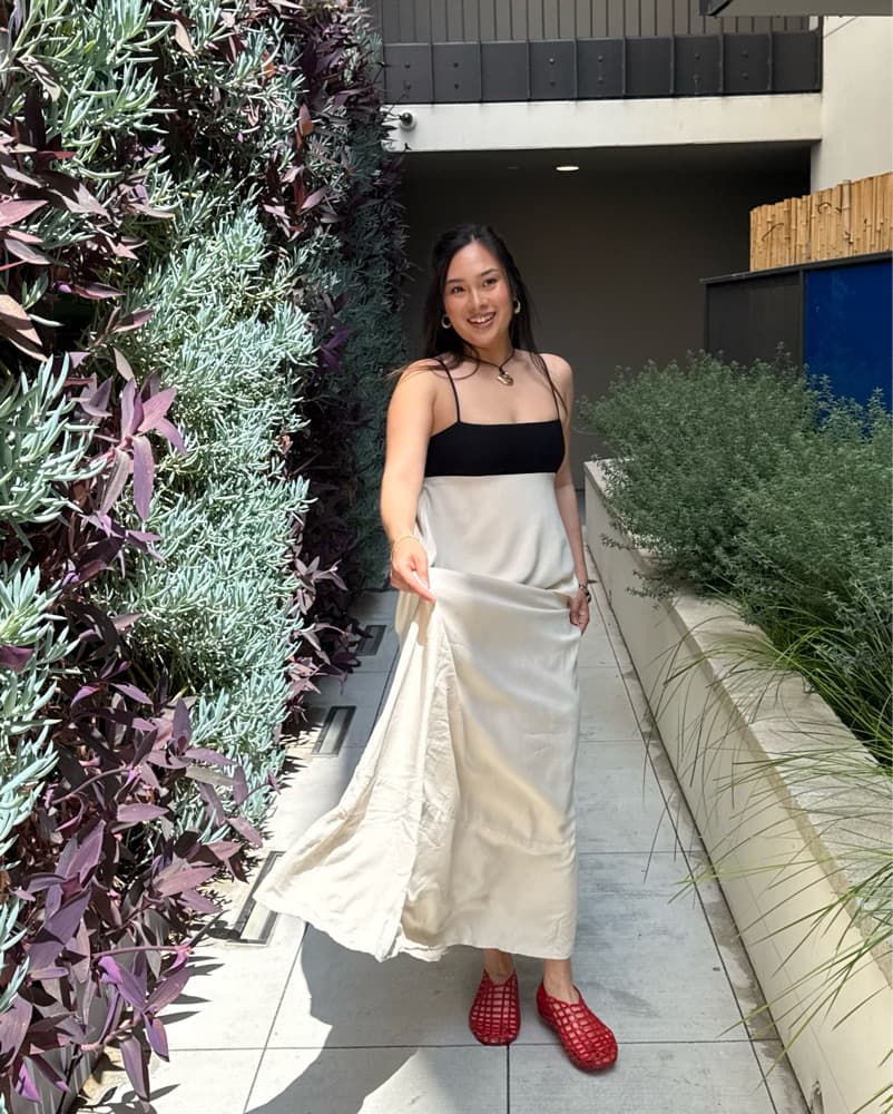 Elegant Ivory Maxi Dress - Image 3