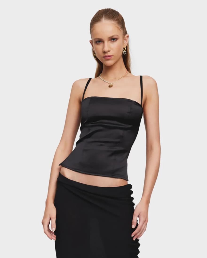 Lioness Muse Corset in Black - Image 2
