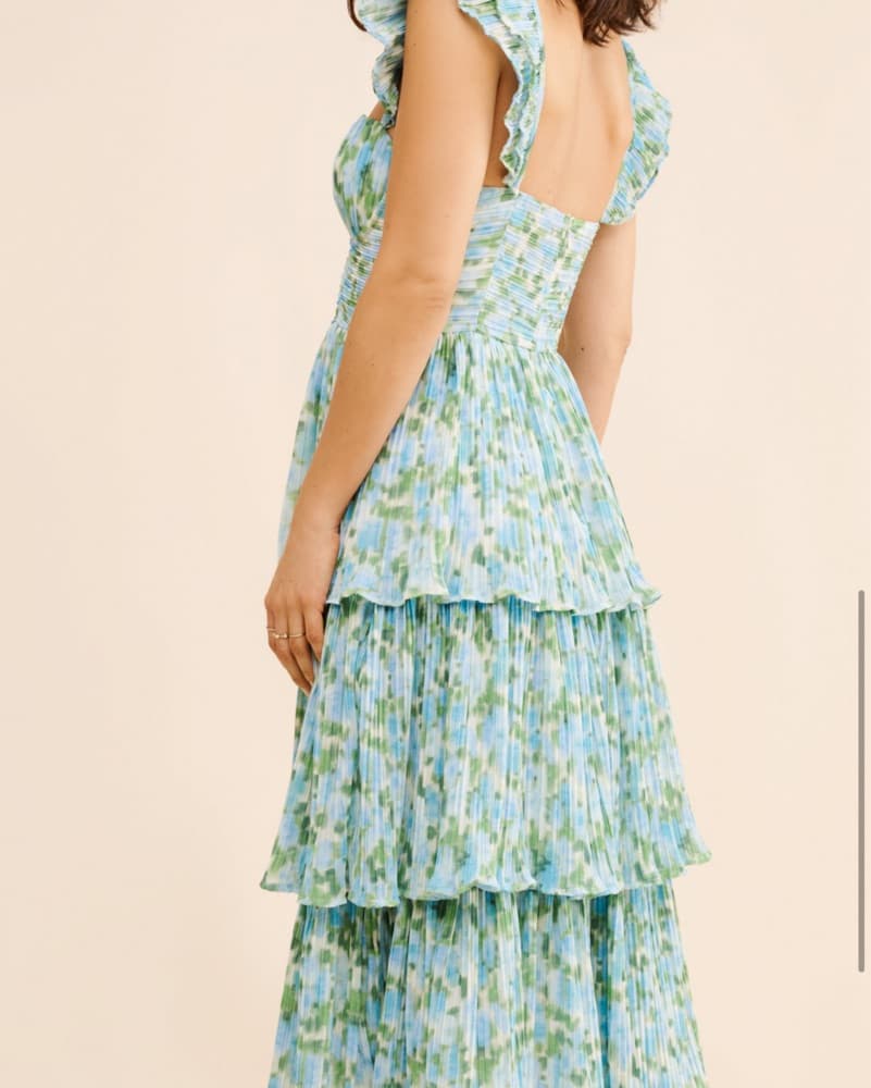 Flirty Floral Pleated Midi Dress - Image 4