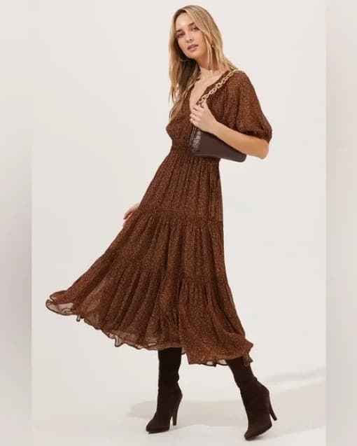 Boho Chic Tiered Midi Dress - Image 1