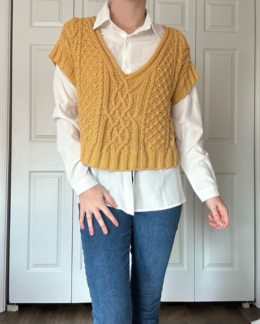 Mustard Yelloe Sweatervest - Image 1