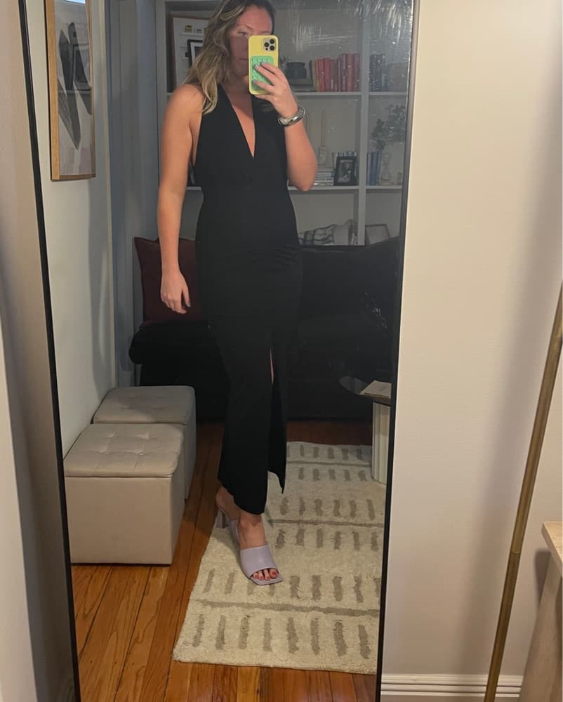 Lowcut Evening Black Dress - Image 3