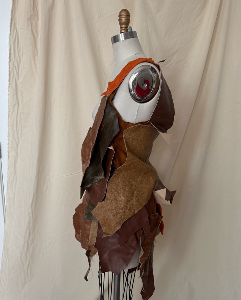 Original halloween tarzan Costume  - Image 4