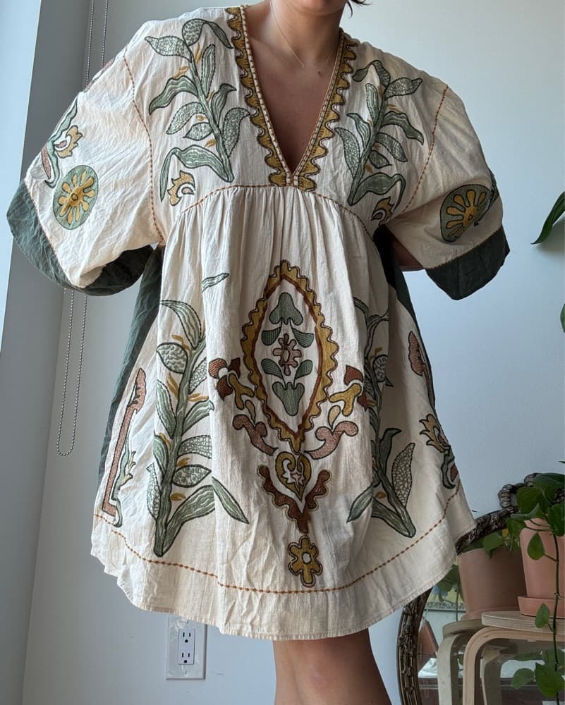 Zara hand embroidered shift dress - Image 1