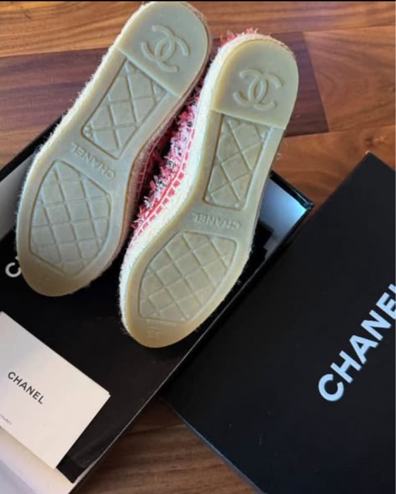 Chanel 21C Coral Tweed Grosgrain CC-Logo - Image 5