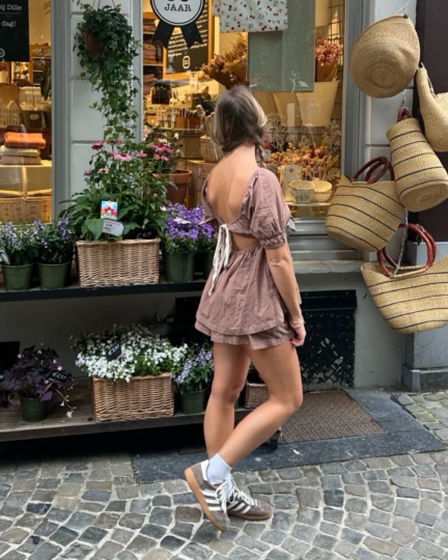 Brown Free Peopls Set - Image 2