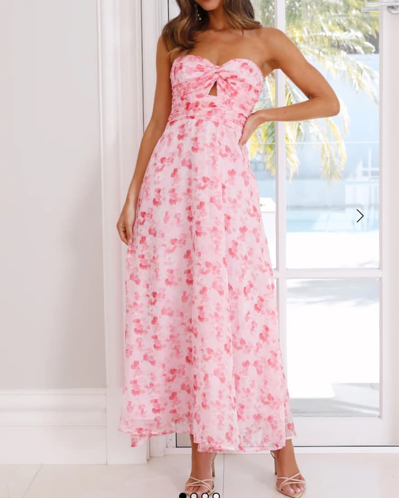 Stunning Floral Midi Dress - Image 4