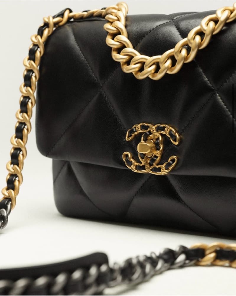 Black Chanel 19 Flap Bag - Image 3