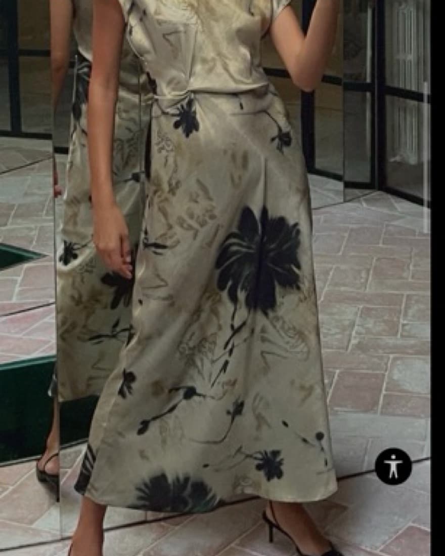 Floral Printed Midi Dress - Image 1
