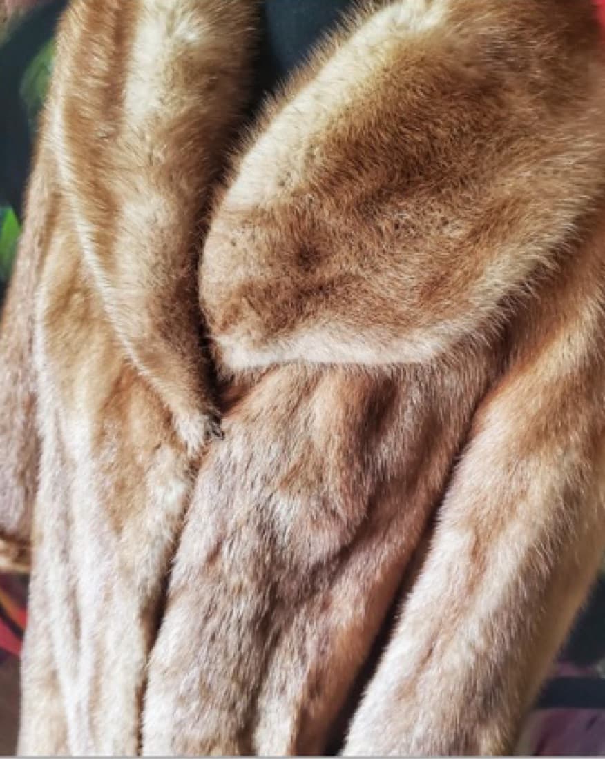 Vintage Mink Fur Coat  - Image 2