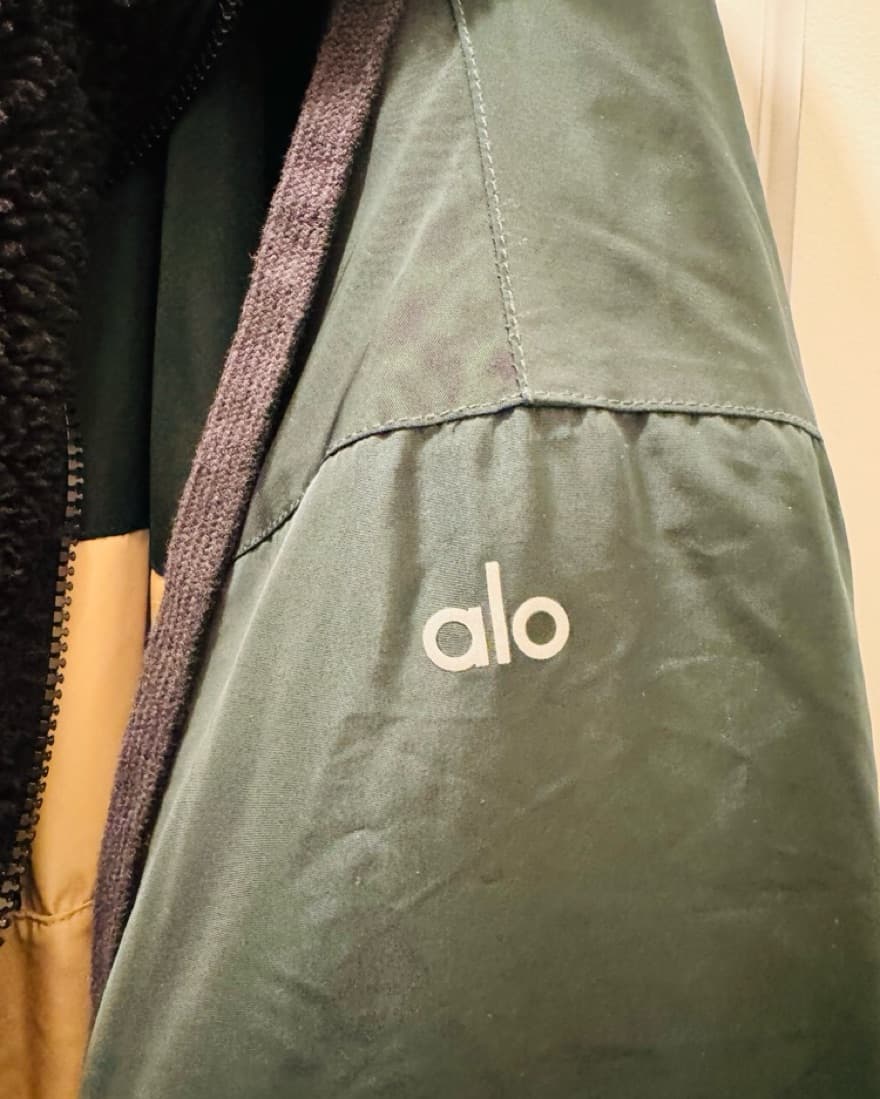 Alo Sherpa Reversible Jacket - Image 4