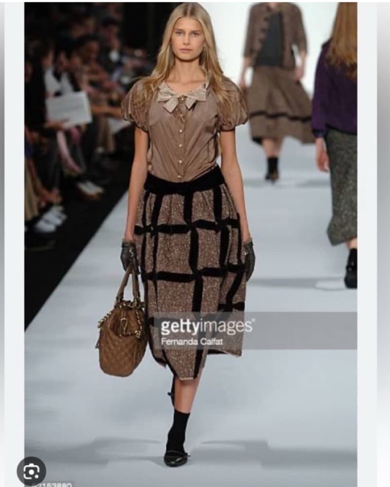 Marc Jacobs Runway Tween Skirt Size 2 - Image 1