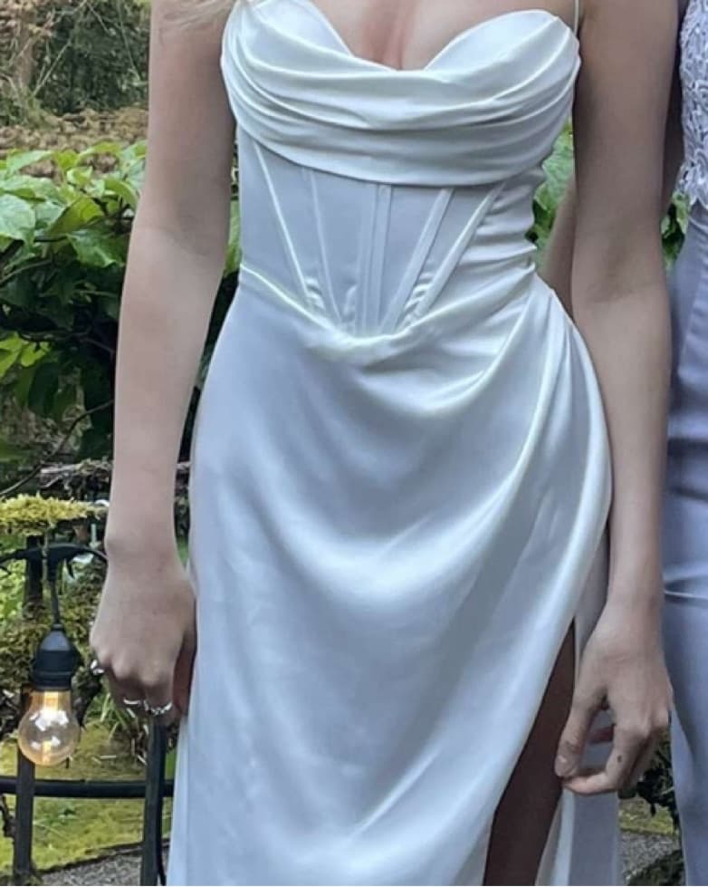 Cinderealla Divine  - Image 2