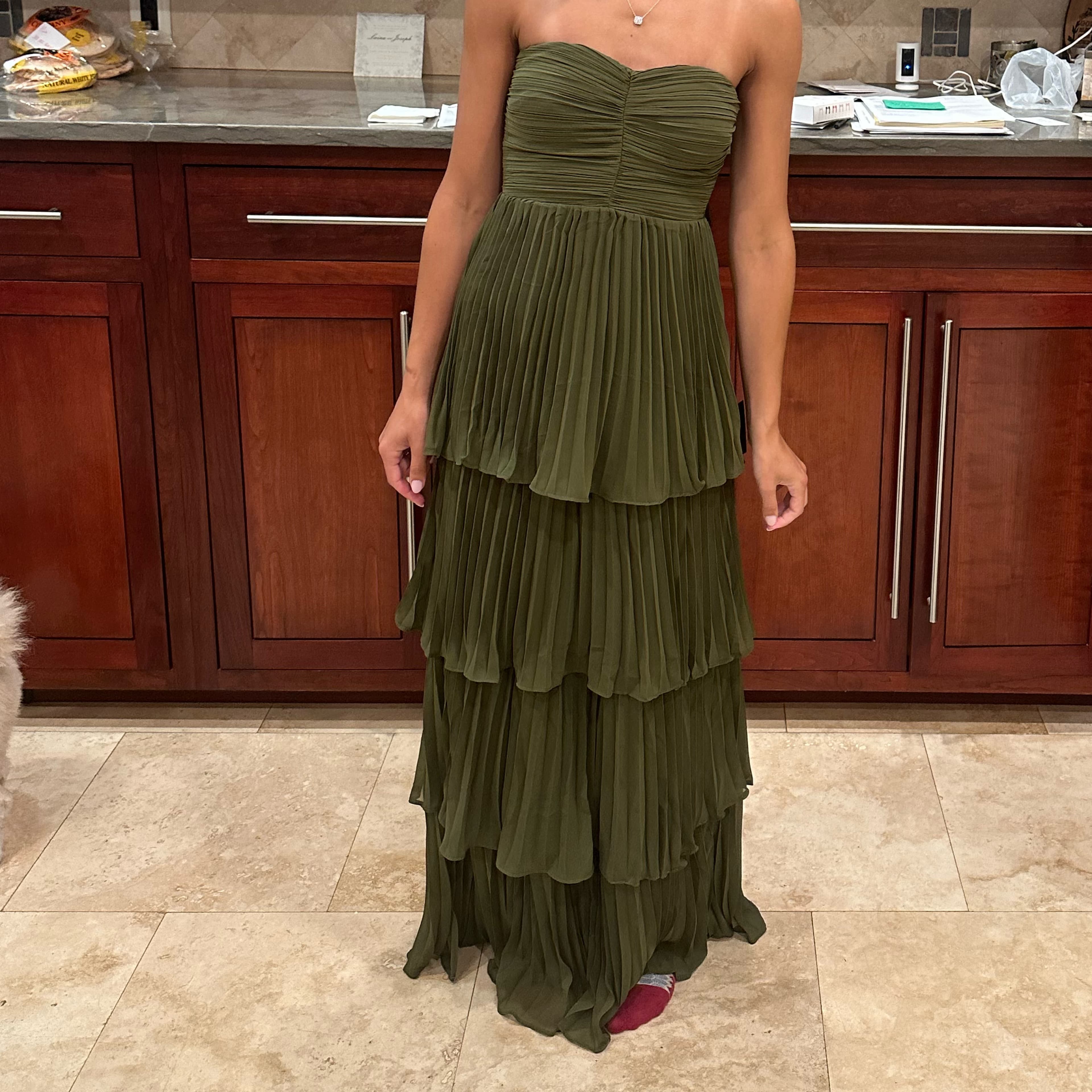 Olive Green Lulus Dress  - Image 2