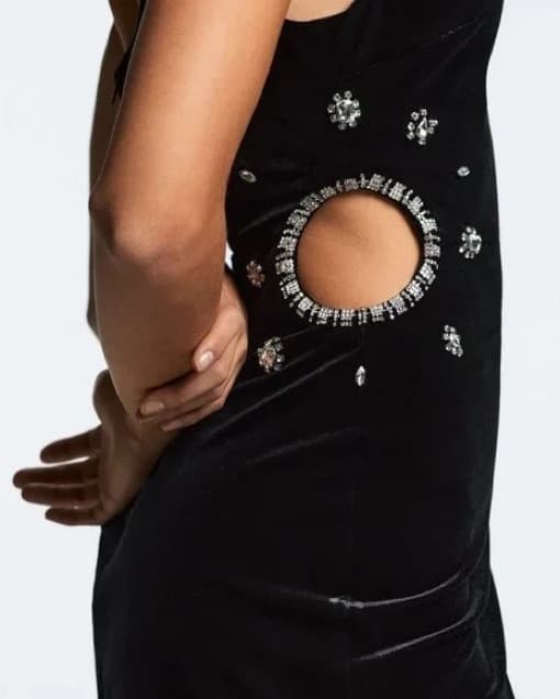 Zara Black Velvet Mini - Image 3