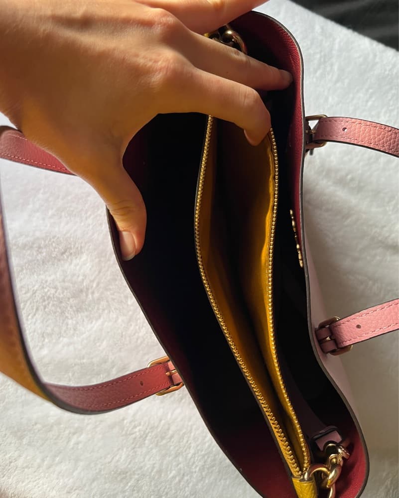 Coach Pink Mollie Tote 25 - Image 4