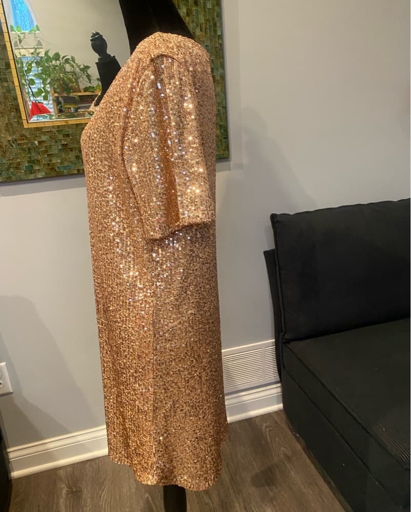 Dazzling Sequin Midi Dress - Image 2