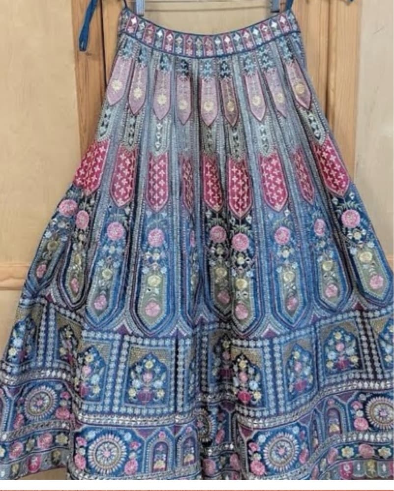 Embroidered Lehenga Set - Image 5