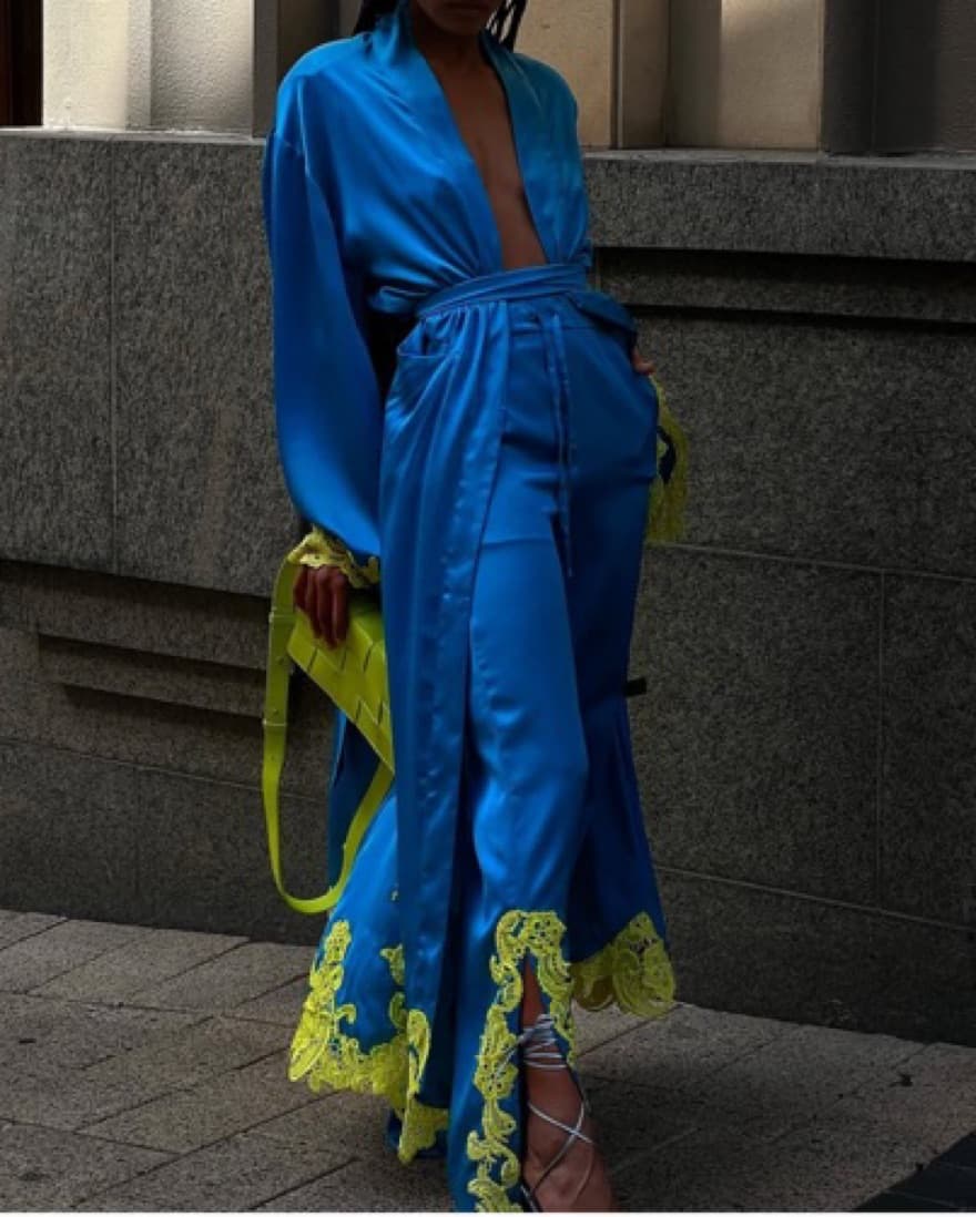 Full Set - 100% Silk Two Piece - Image 3