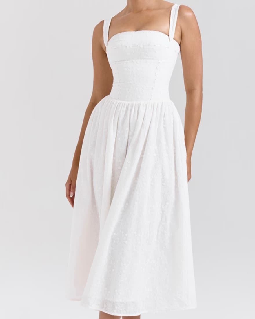 VIVIEN - Image 1