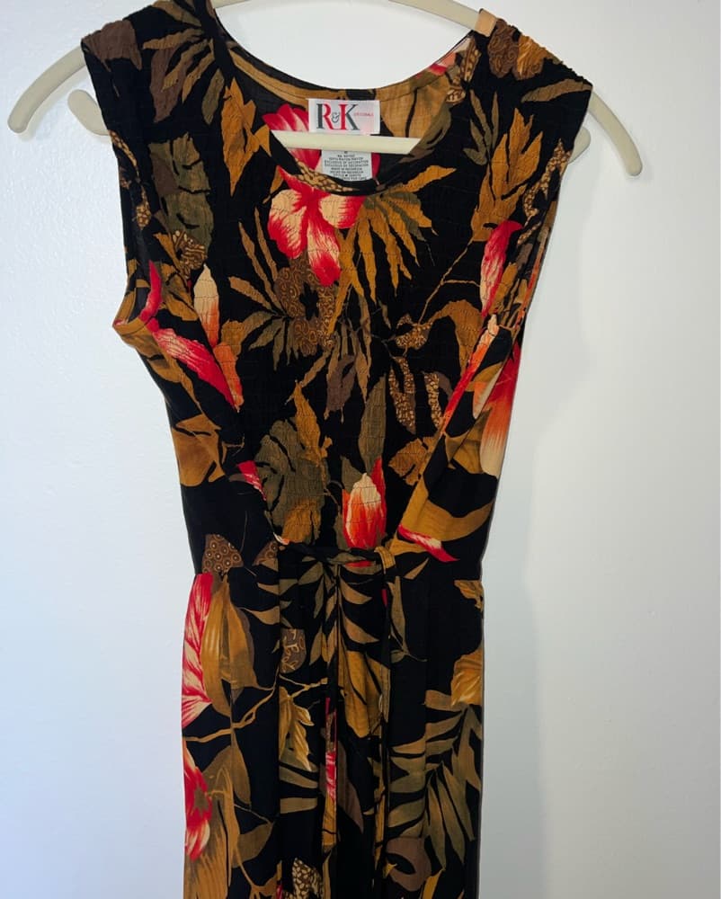 Vibrant Tropical Floral Maxi Dress - Image 4