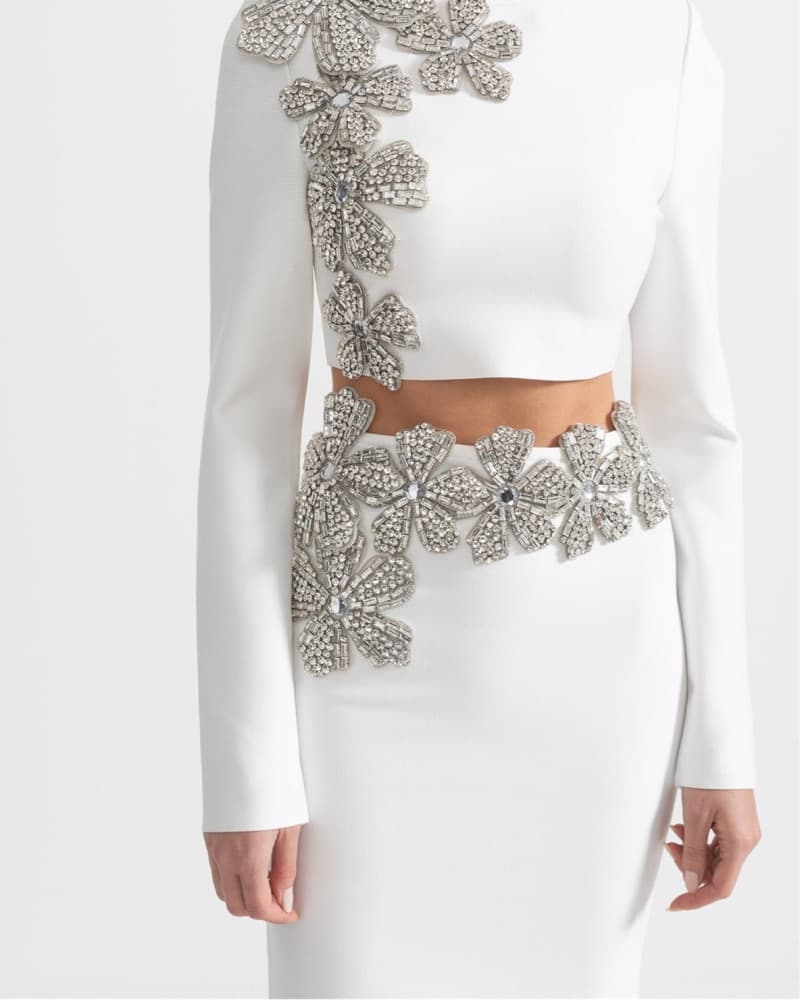 White And Silver Set! - Image 2
