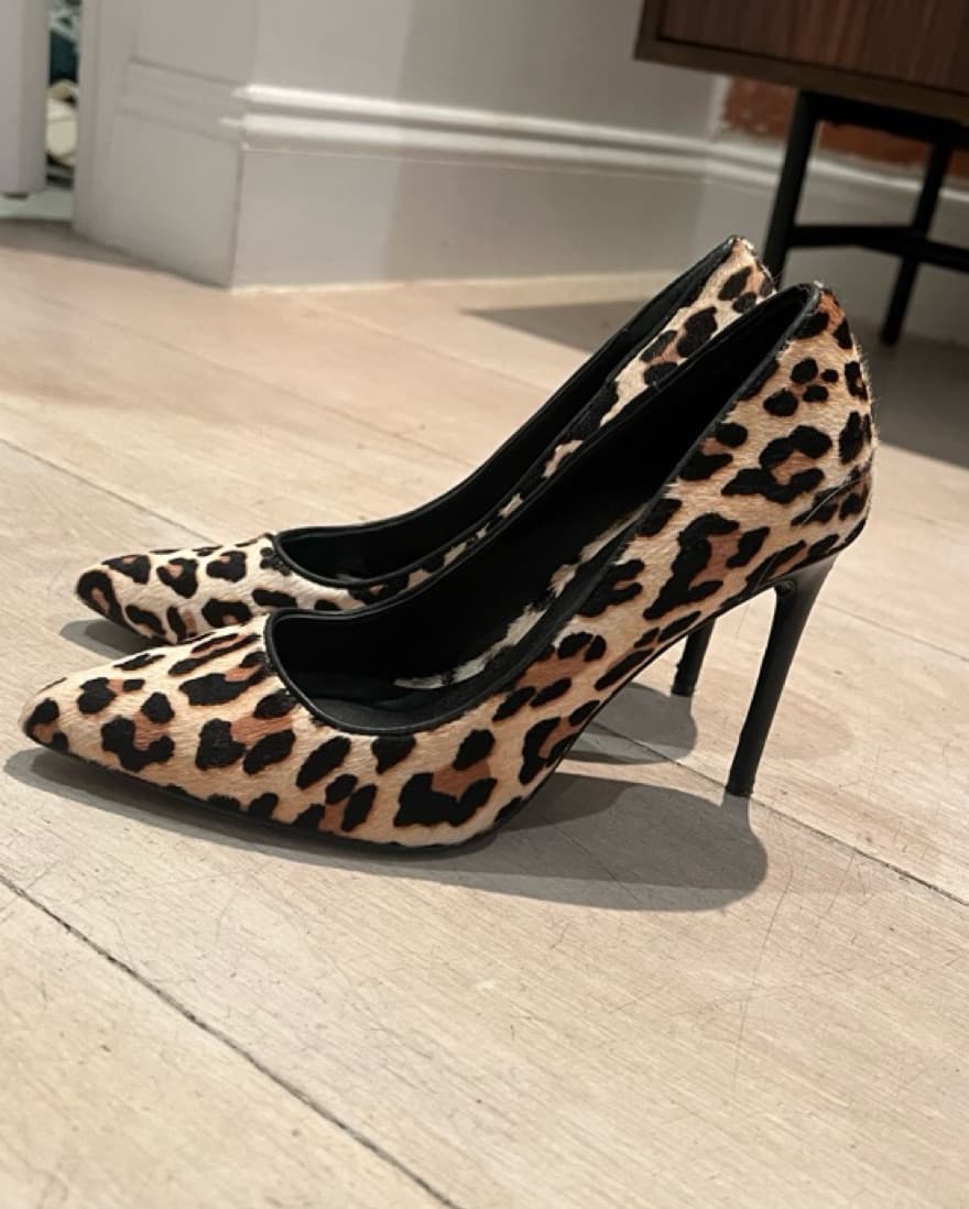 Alice+Olivia Leopard Pumps - Image 1