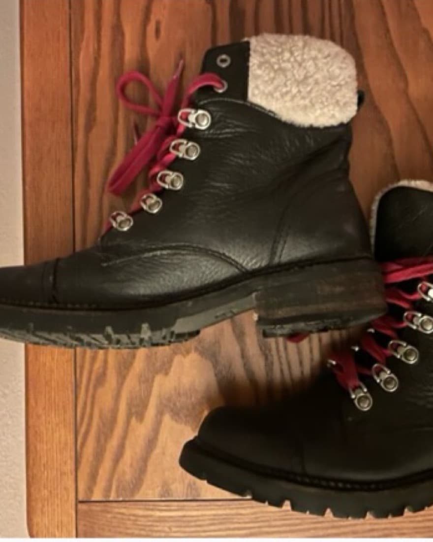 Frye Black Leather Shearling Boot - Image 4