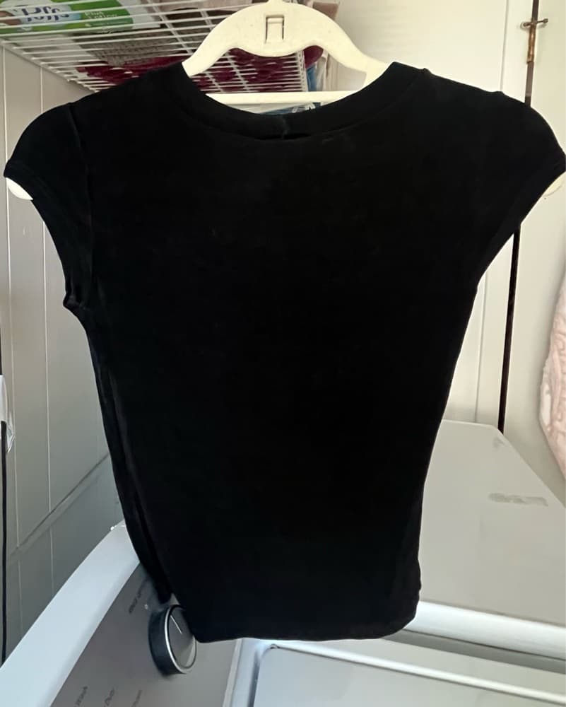 Killer Bedazzled Lip Service Black Top - Image 5