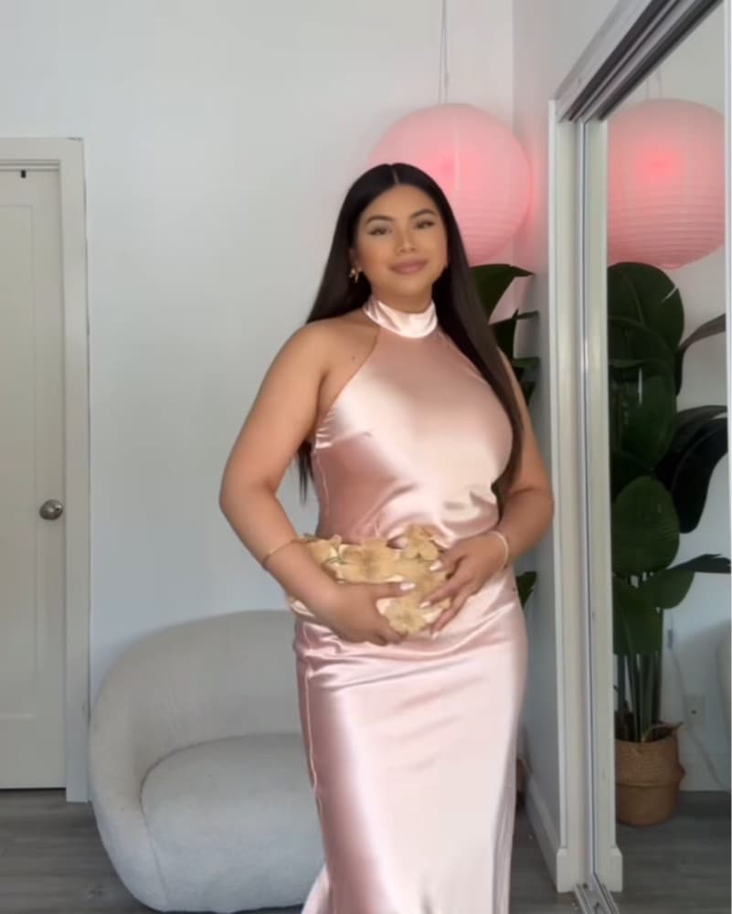 Elegant Satin Halter Dress - Image 4