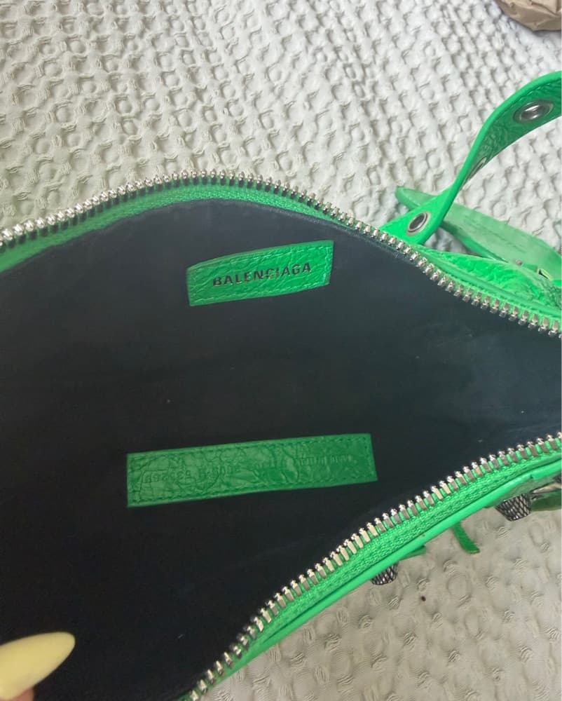 Balenciaga Green Bag  - Image 4