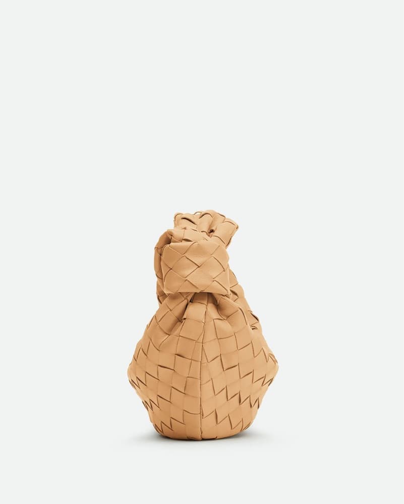 $2,800 Bottega Veneta Jodie Bag in Beige - Image 3