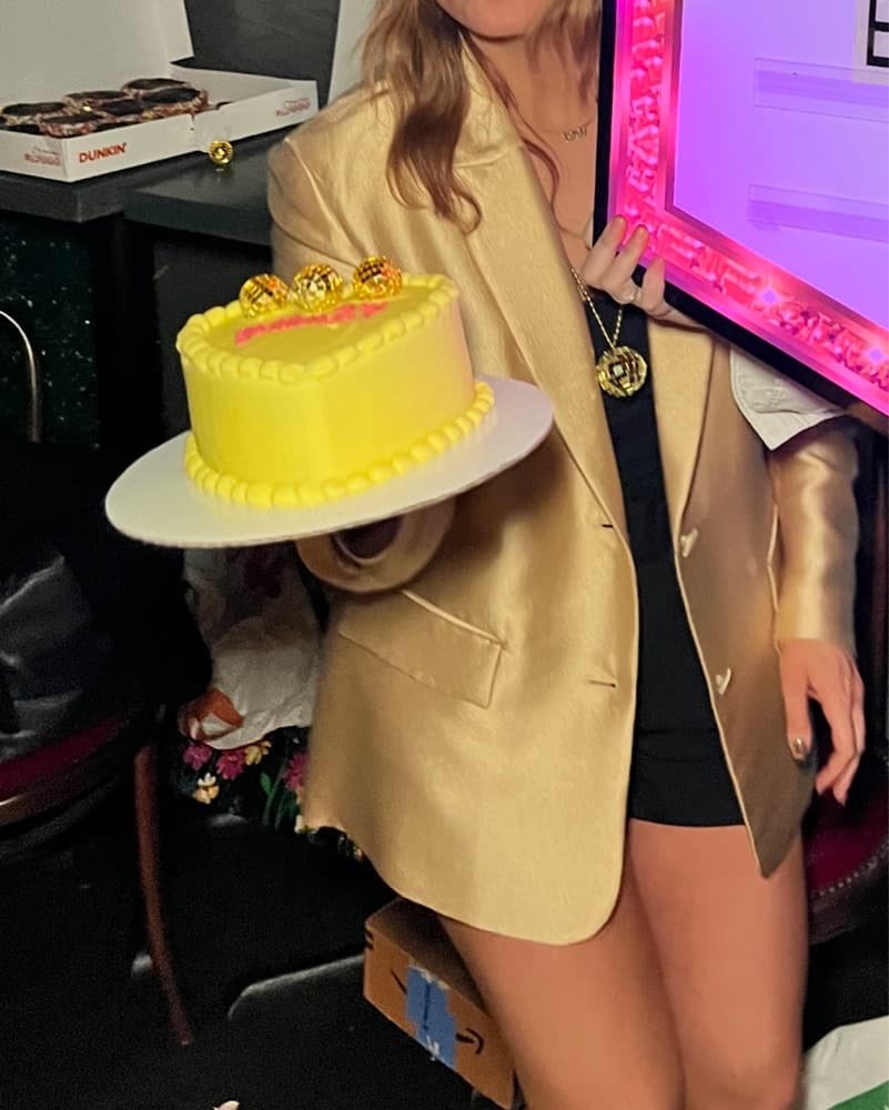 Zara Gold Blazer - Image 4