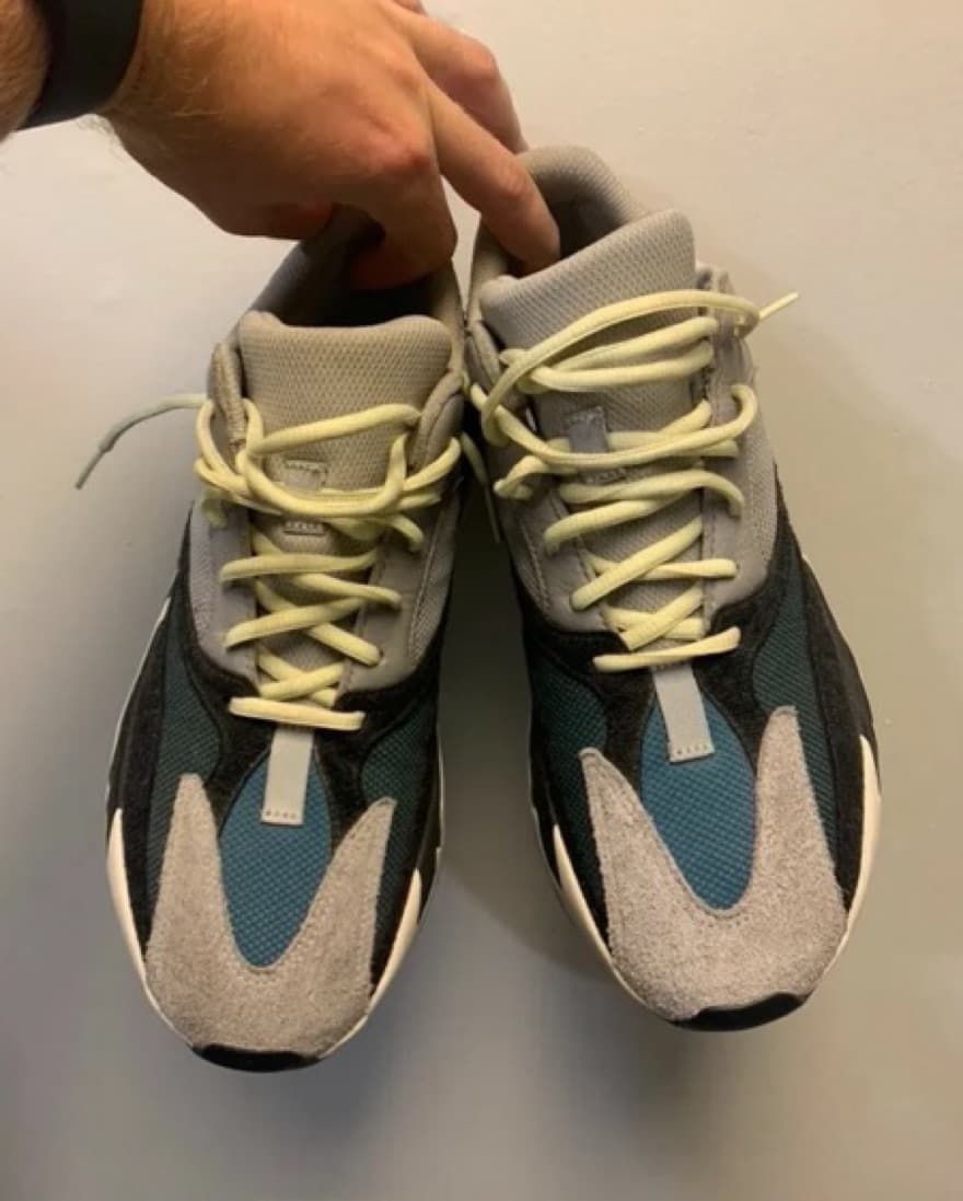 Yeezy Sneakers  - Image 3
