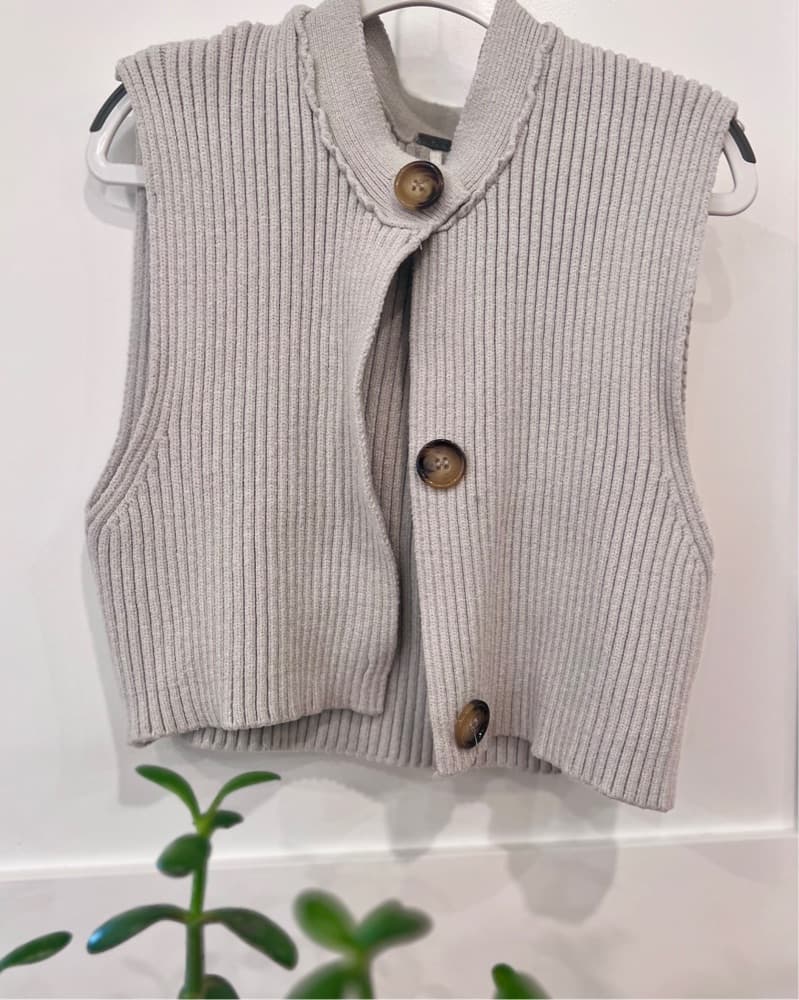 Cozy Ribbed Knit Vest - Image 1