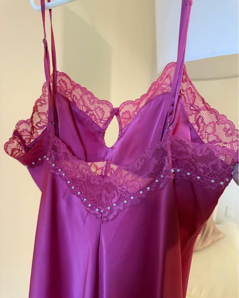 Guizio Pink Satin/Lace Dress w Pearls - Image 3