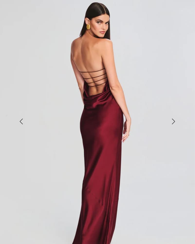 Retrofête Burgundy Silk Strapless Gown - Image 3